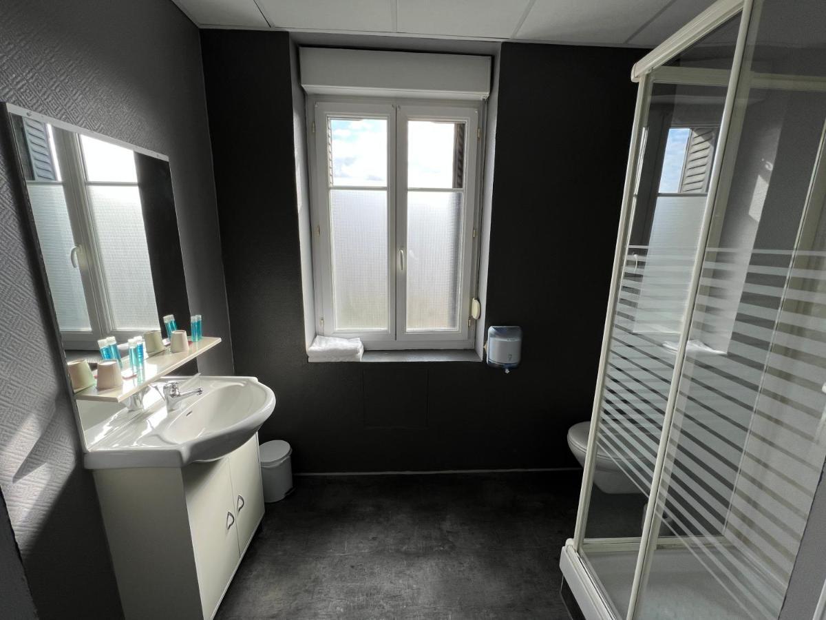 Le Conde Hotel Montdidier  Luaran gambar
