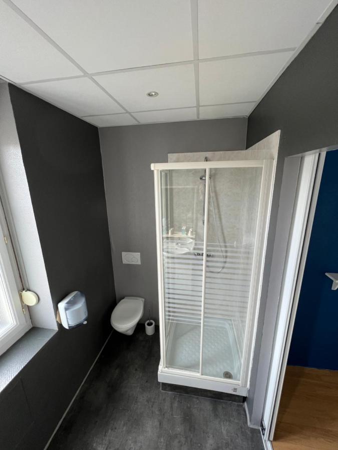 Le Conde Hotel Montdidier  Luaran gambar